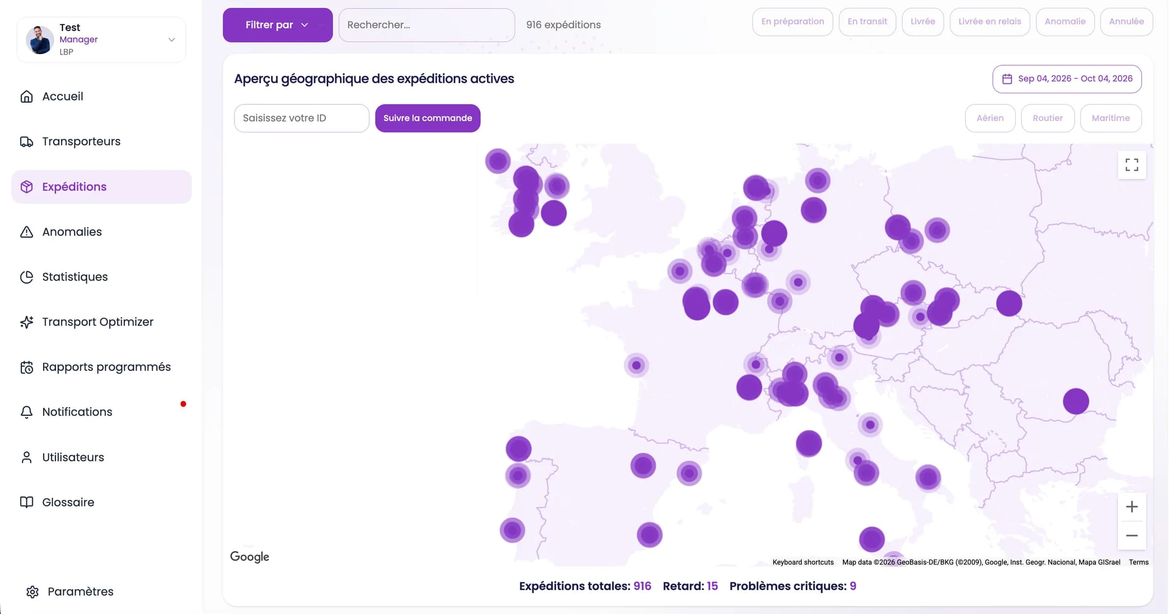 A Google map of 916 active shipments across Europe, with filters by status and by road, air or sea, and 15 late and 9 critical shipments.